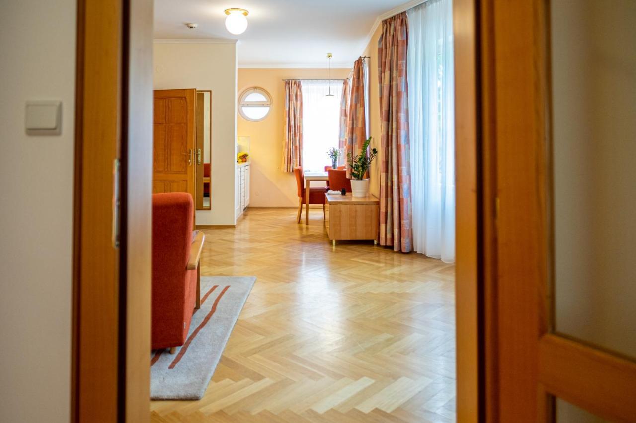 Villa Marion Luhačovice Εξωτερικό φωτογραφία